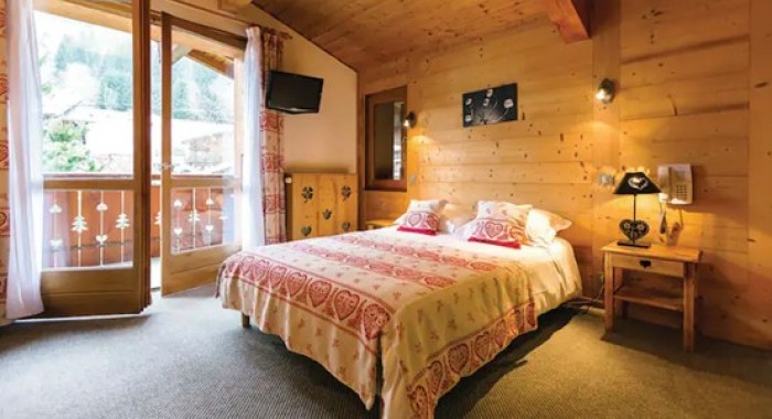 Hotel Igloo, Morzine ski chalet, image 4
